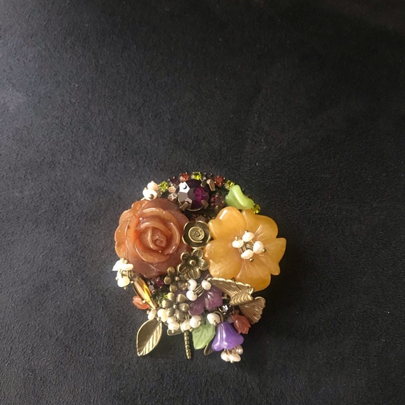 Vintage Stamp marked Laila Rowe brooch - Picture 3 of 9